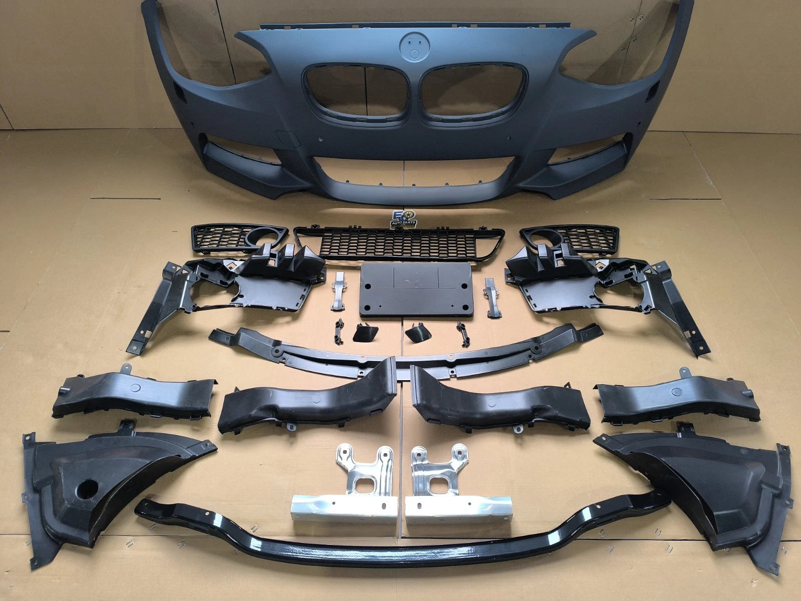 FOR BMW 1 SERIES F20 F21 M SPORT FRONT BUMPER KIT W/PDC & WASHER HOLE 2011-2015