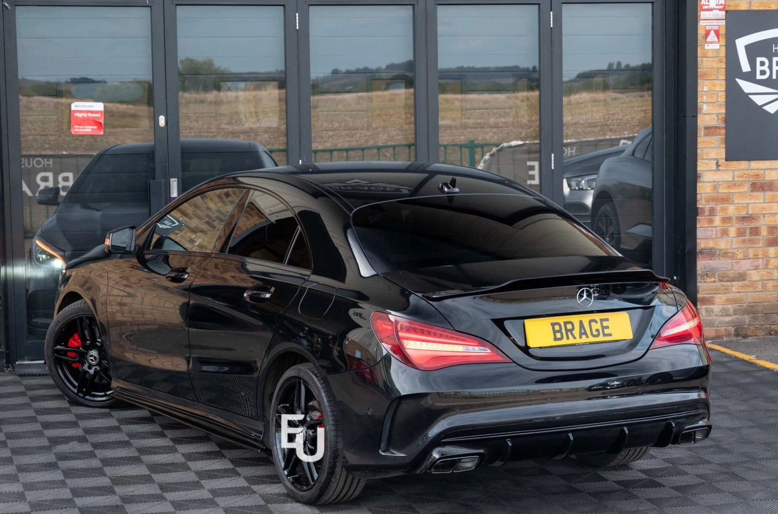 REAR DIFFUSER FOR MERCEDES AMG W117 C117 CLA45 GLOSS BLK QUAD EXHAUST TAIL PIPE
