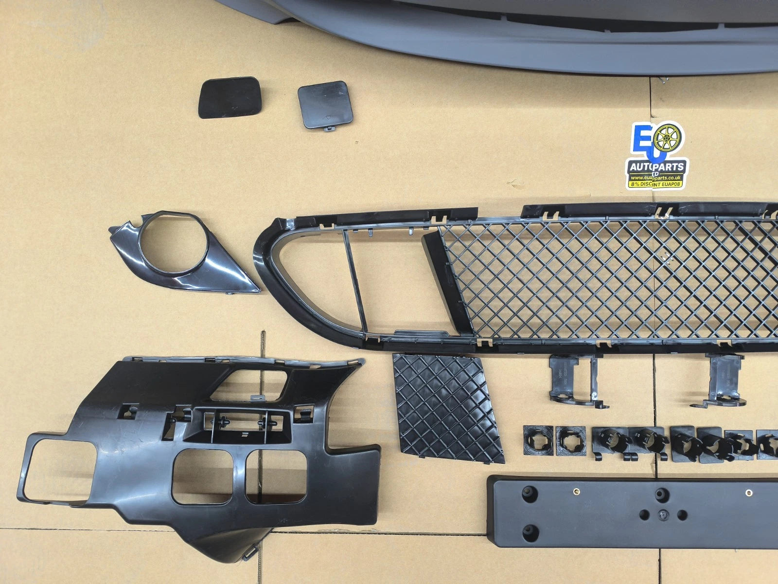 M SPORT STYLE FRONT BUMPER CONVERSION FOR BMW 5 SERIES E60 E61 03-07 PRE LCI PDC