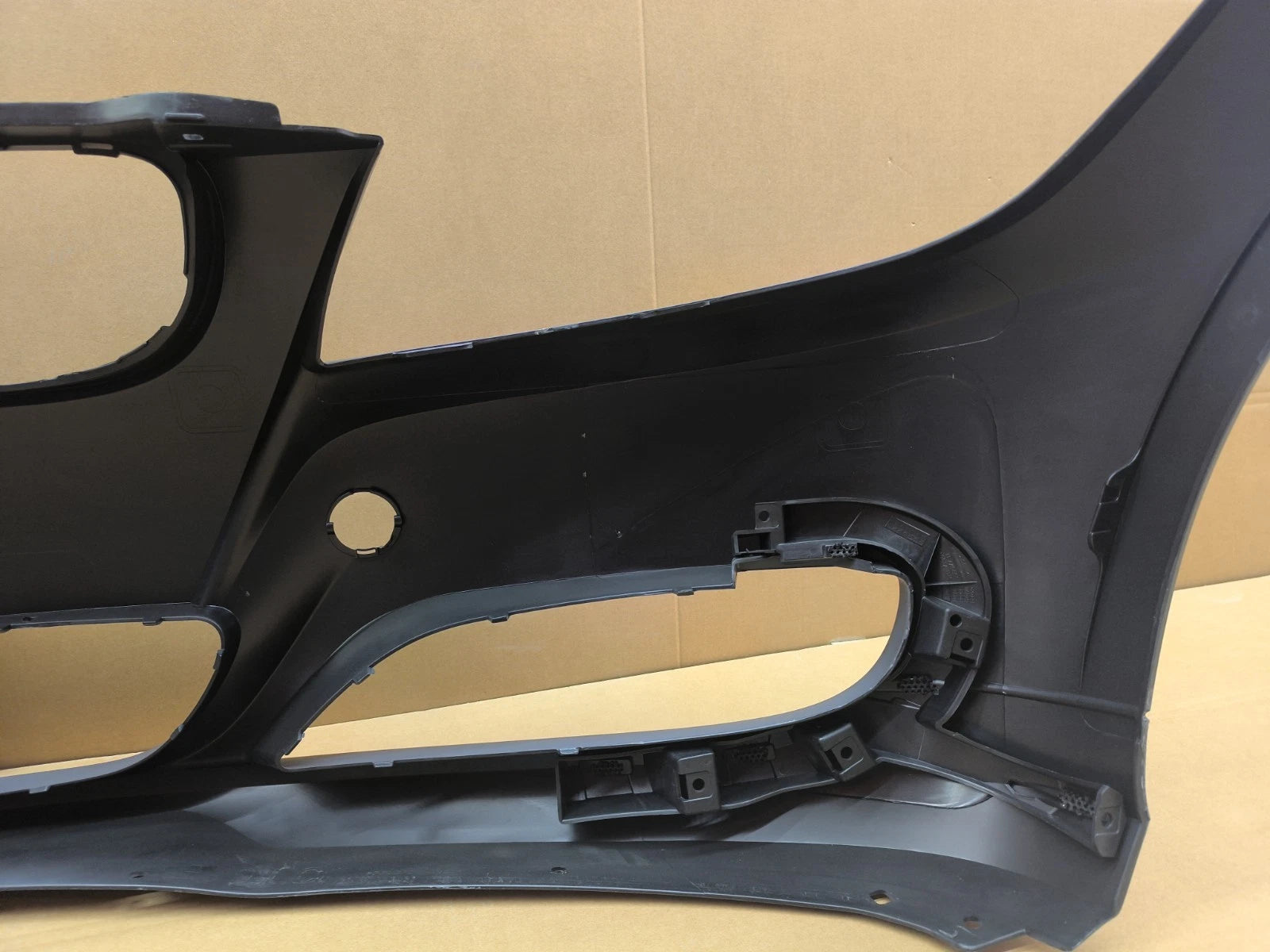 FOR BMW 3 SERIES E90 E91 FRONT BUMPER 08-12 LCI SALOON STANDARD MODELS ONLY