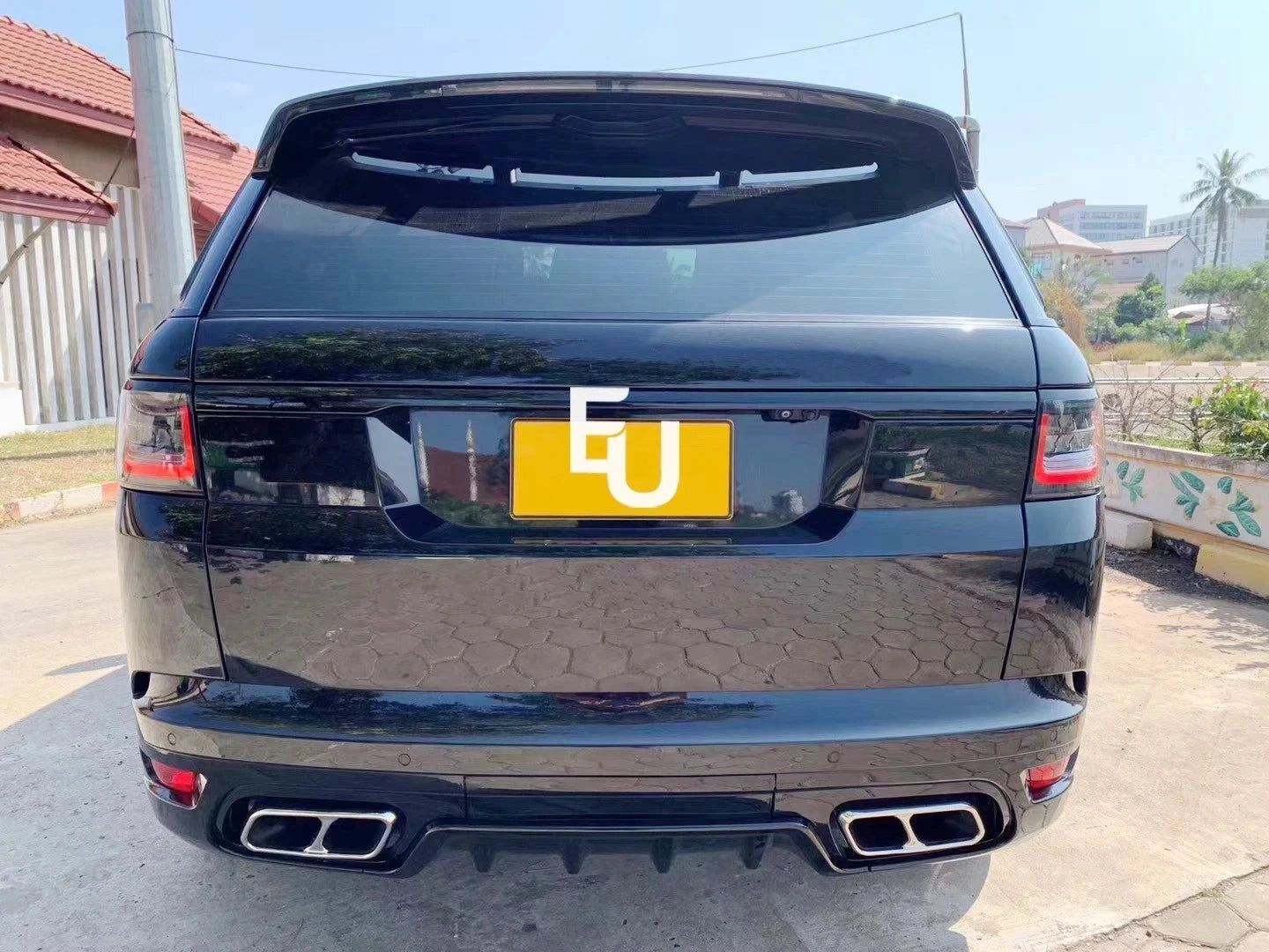 FOR RANGE ROVER SPORT L494 SVR STYLE REAR BUMPER WITH DIFFUSER & EXHAUST 2018-22