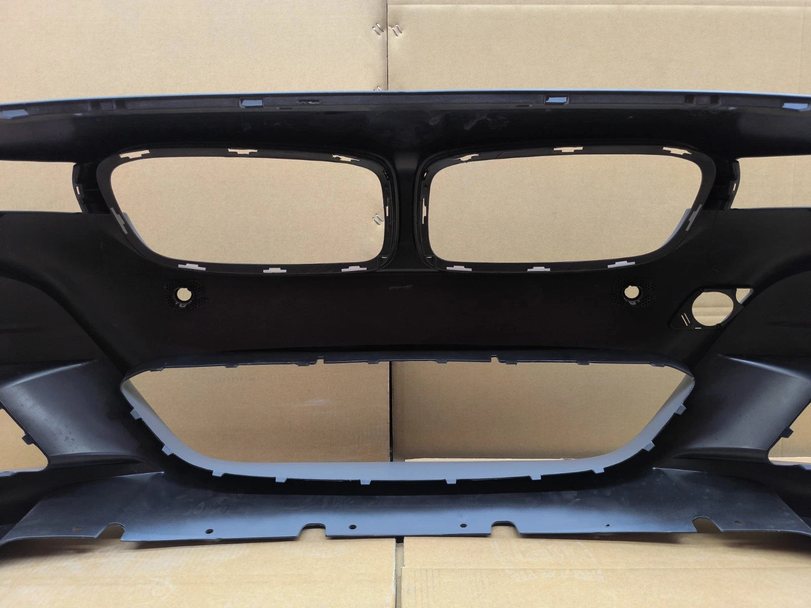 FOR BMW 3 SERIES F30 F31 M SPORT LOOK FRONT BUMPER GRILL W/PDC WASHER HOLE 15-19