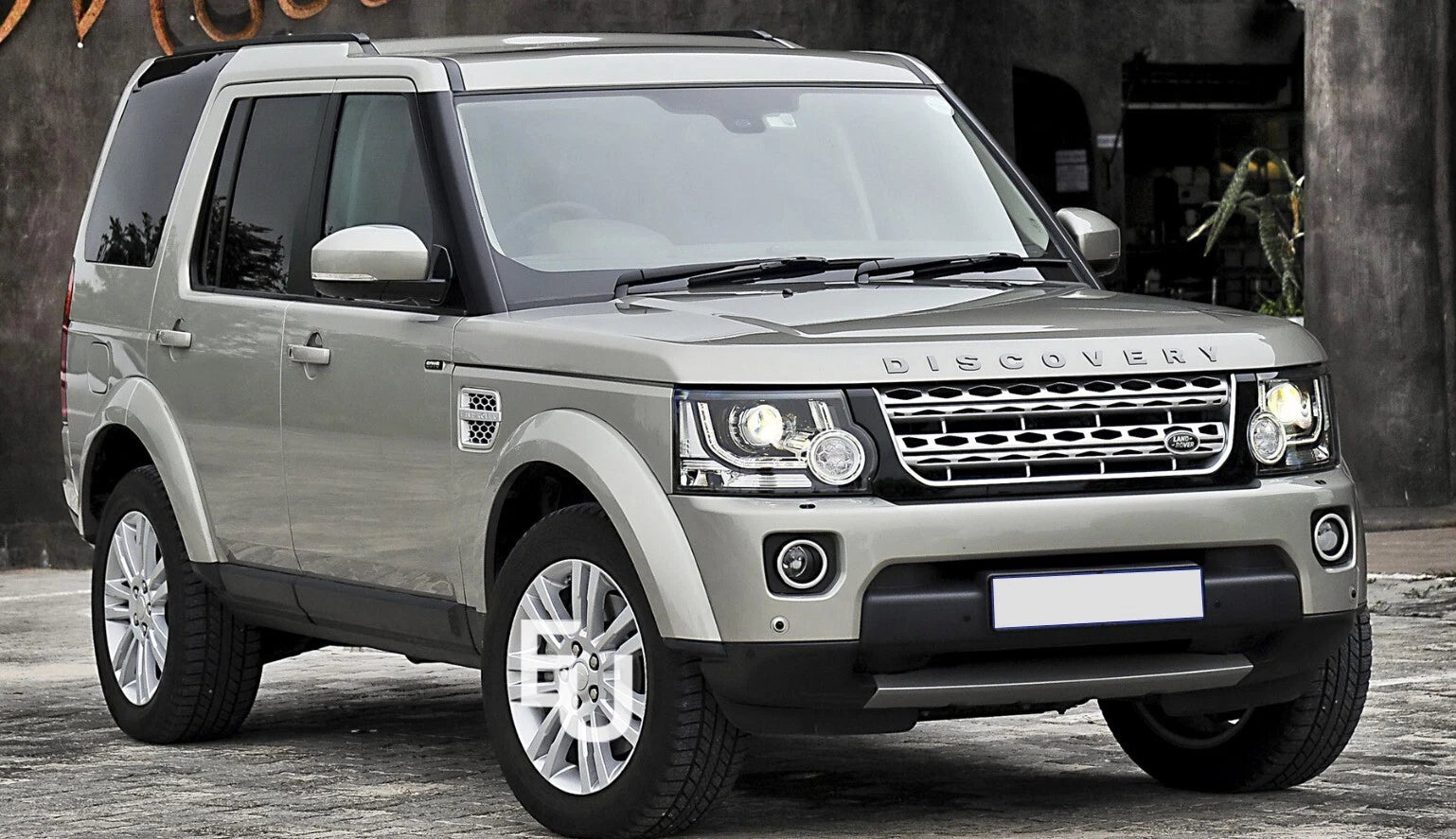 CHROME FRONT FOG LIGHT LAMP BEZEL COVER FOR LAND ROVER DISCOVERY 4 L319 2015-18