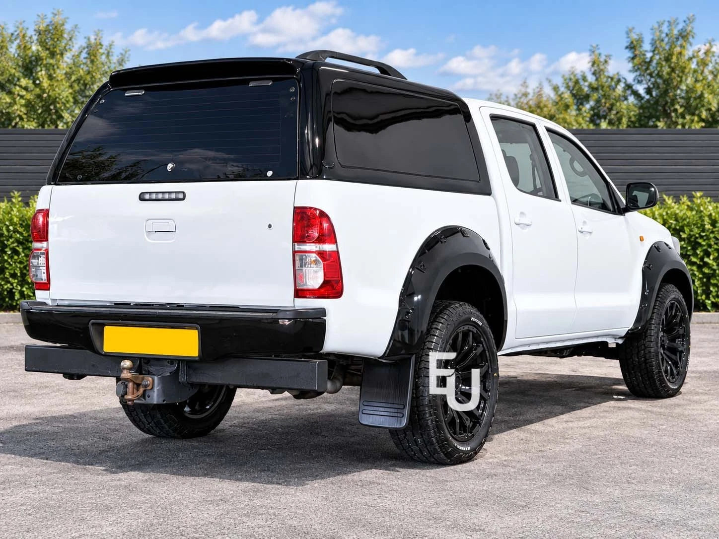 REAR BUMPER FOR TOYOTA HILUX VIGO MK7 2004-2015 BLACK WITH BRACKET PRE-LCI & LCI