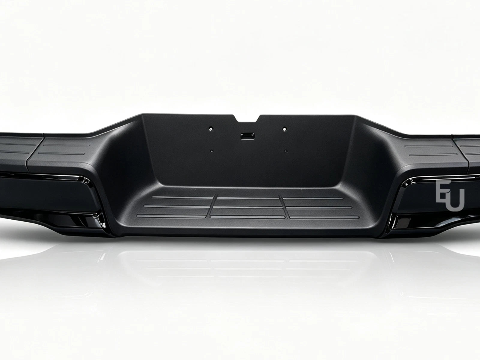 BLACK REAR BUMPER FOR TOYOTA HILUX REVO MK8 2015-2024 MODELS WITHOUT PDC HOLES