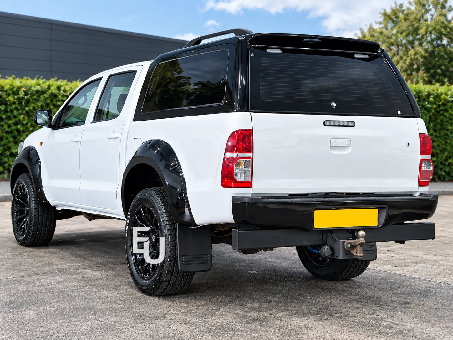 REAR BUMPER FOR TOYOTA HILUX VIGO MK7 2004-2015 BLACK WITH BRACKET PRE-LCI & LCI