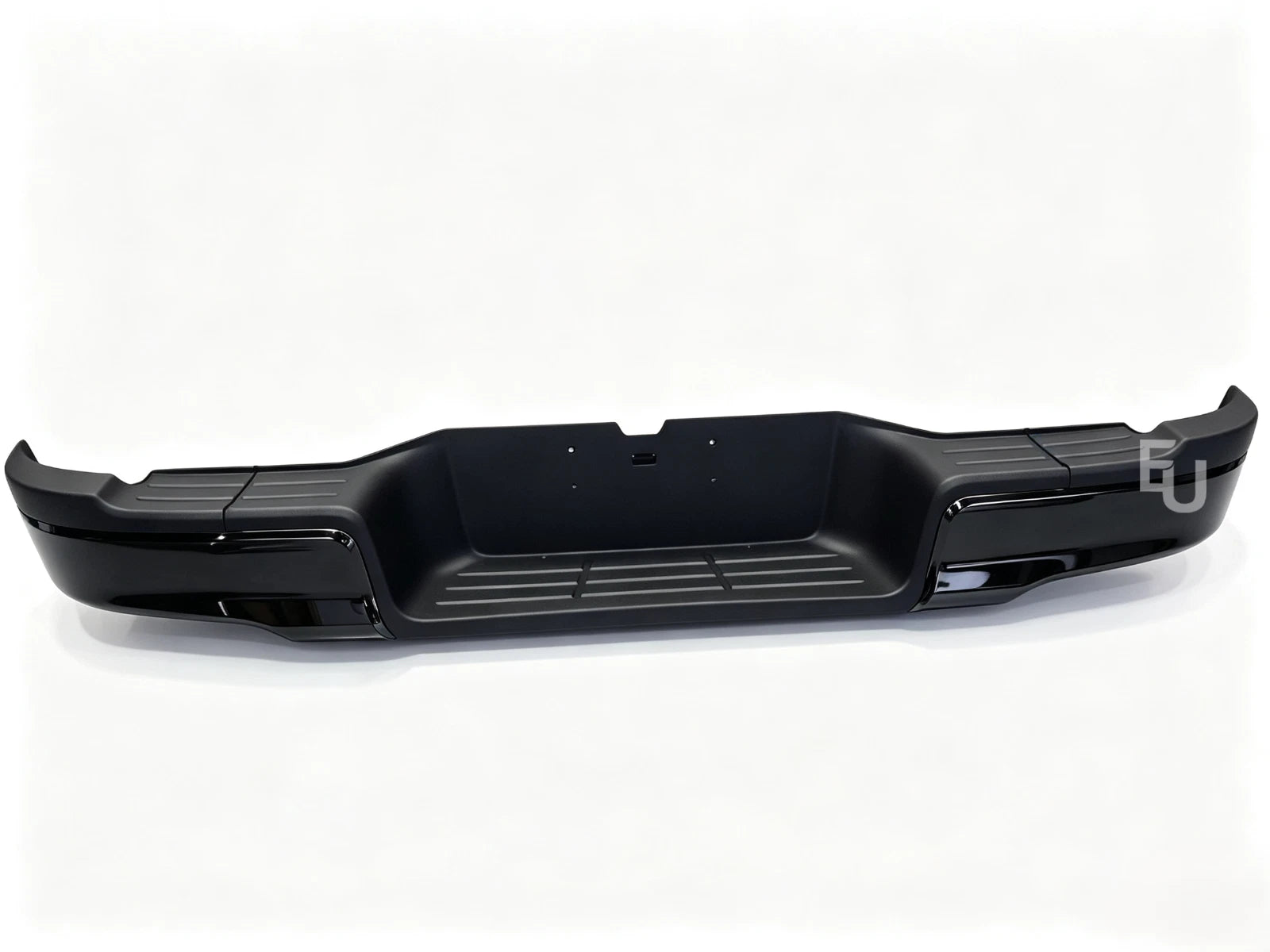 BLACK REAR BUMPER FOR TOYOTA HILUX REVO MK8 2015-2024 MODELS WITHOUT PDC HOLES