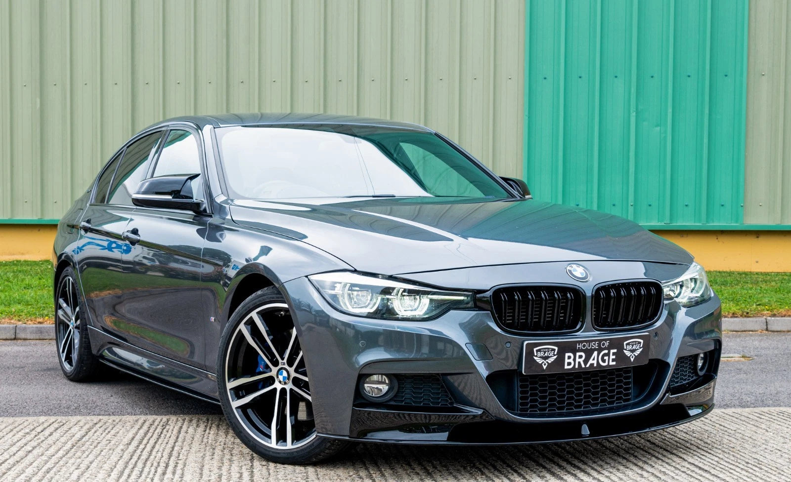 FOR BMW 3 SERIES F30 F31 M SPORT LOOK FRONT BUMPER GRILL W/PDC WASHER HOLE 15-19