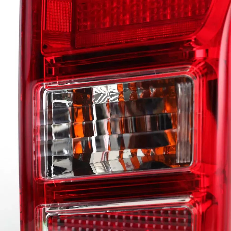 RIGHT LED REAR TAIL LIGHT BRAKE FOG LAMP W/ BULBS FOR ISUZU DMAX D-MAX 2015-2018