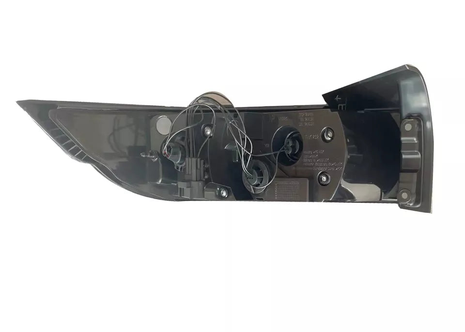 RIGHT DRIVER SIDE O/S REAR TAIL LIGHT FOR LAND RANGE ROVER EVOQUE L538 2011-2015