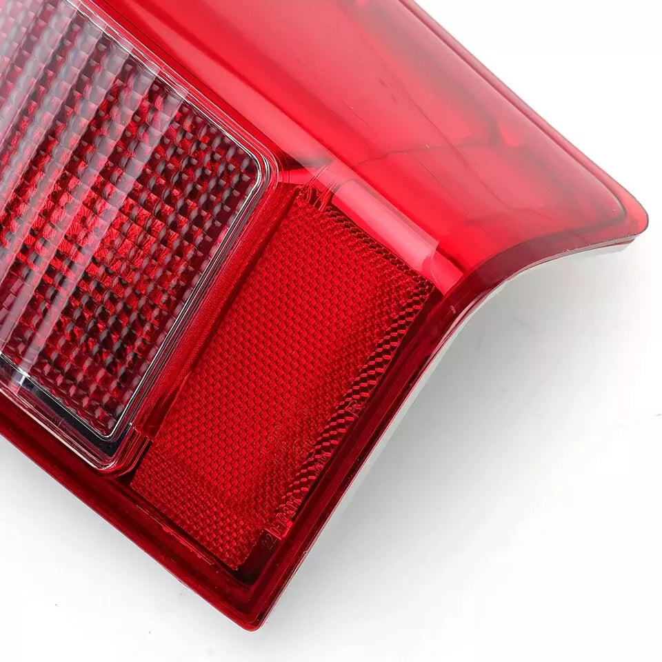 RIGHT LED REAR TAIL LIGHT BRAKE FOG LAMP W/ BULBS FOR ISUZU DMAX D-MAX 2015-2018