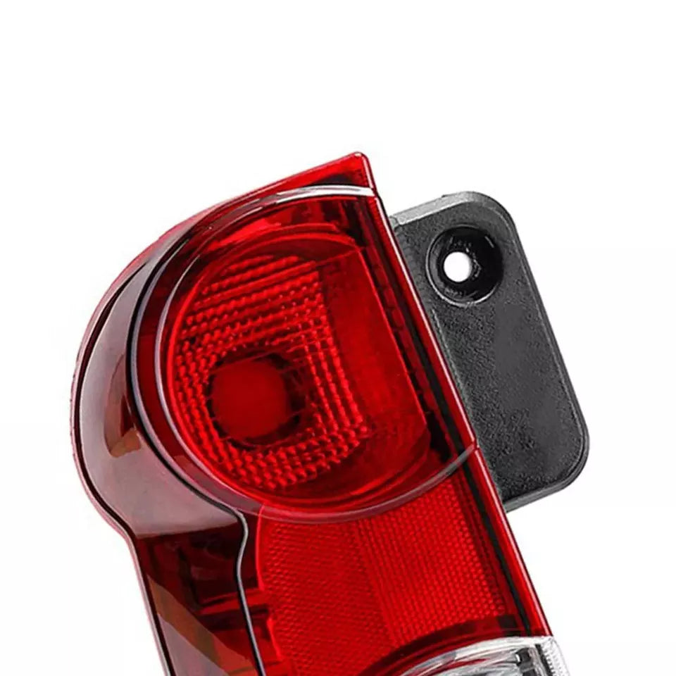REAR LEFT PASSENGER SIDE N/S TAIL LIGHT BRAKE LAMP BLUBS FOR NISSAN NV200 10-19