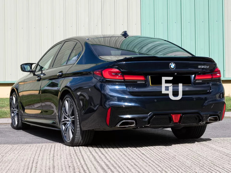 FOR BMW 5 SERIES G30 G31 M5 STYLE REAR DIFFUSER WITH LED BRAKE LIGHT GLOSS 17-23